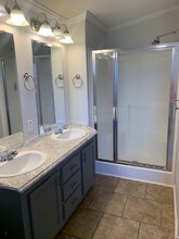 540 Co Rd 148 in Cost, TX - Foto de edificio - Building Photo