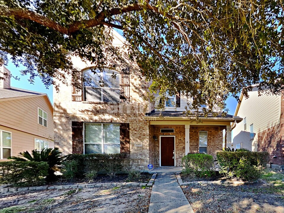 12403 Fort Dupont Ln in Humble, TX - Building Photo