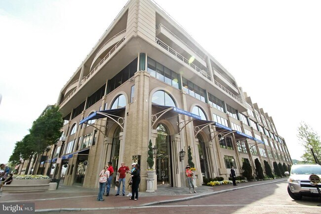 3030 Water St NW in Washington, DC - Building Photo - Building Photo