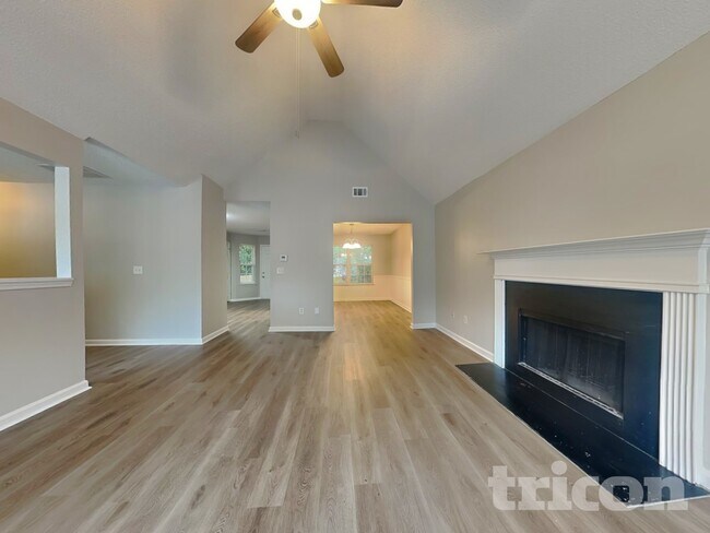 11569 Registry Blvd in Hampton, GA - Building Photo - Building Photo