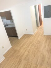 6350 Forward Ave, Unit Unit 25 in Pittsburgh, PA - Foto de edificio - Building Photo