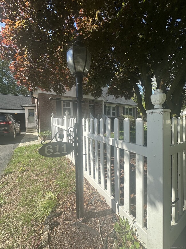 property at 611 Woodside Ave