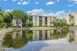 4200 Steamboat Bend in Ft. Myers, FL - Foto de edificio - Building Photo