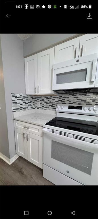 725 Chilt Dr in Brandon, FL - Building Photo - Building Photo