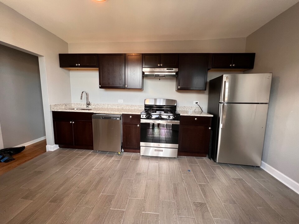6353 S Richmond St in Chicago, IL - Building Photo