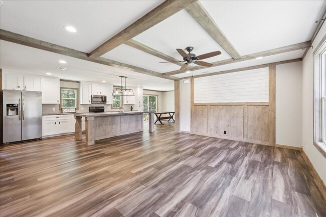 property at 13585 Mesa Dr
