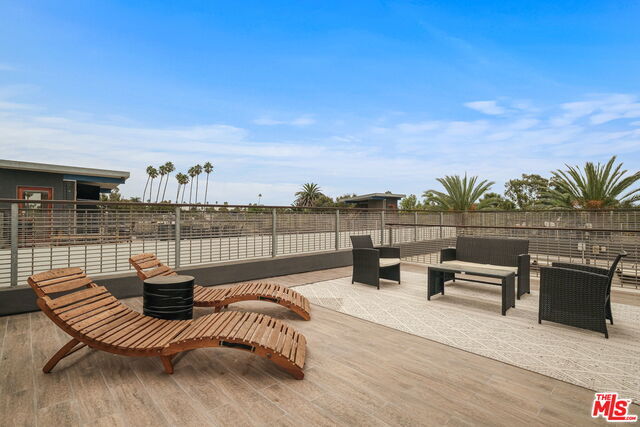 619 San Juan Ave-Unit -B in Los Angeles, CA - Building Photo - Building Photo