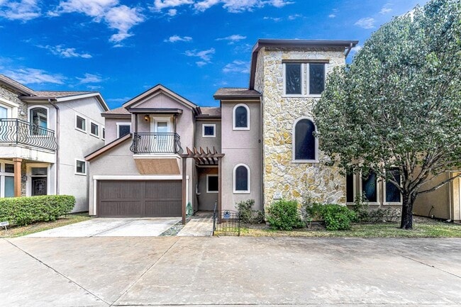 property at 11022 Robin Hood Ct