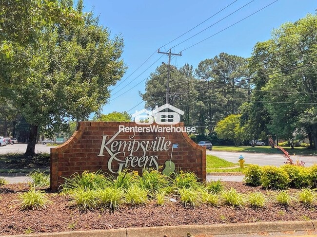 502 Kempsville Greens Ct in Virginia Beach, VA - Building Photo - Building Photo