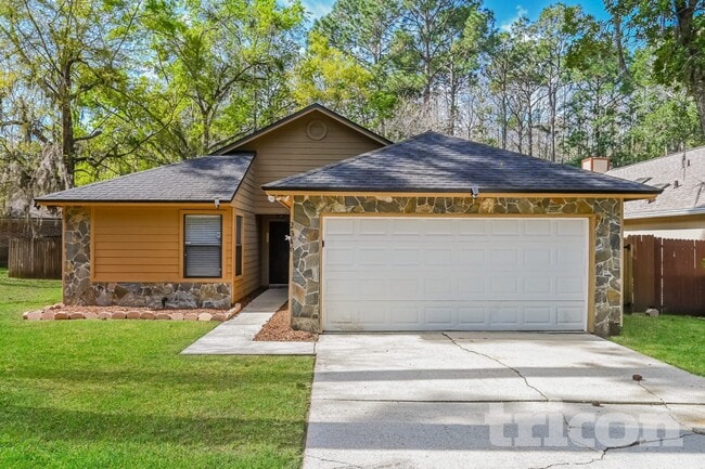 property at 2346 Blossom Ridge Dr N