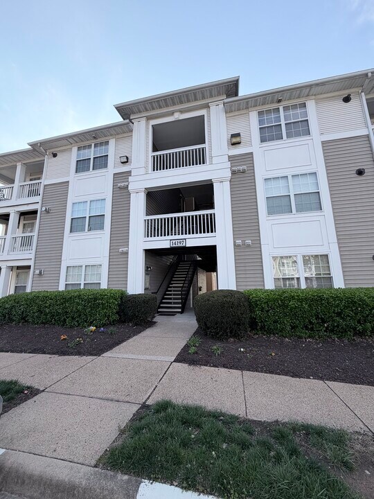 14197 Cuddy Loop, Unit 102 in Woodbridge, VA - Building Photo