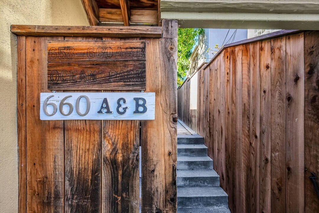 660 Ocean Park Blvd in Santa Monica, CA - Building Photo