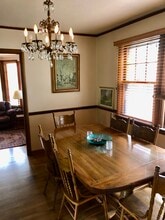 1924 SE 139th Ave, Unit Room 3 in Portland, OR - Building Photo - Building Photo