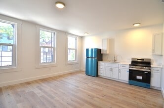 1607 Race St in Cincinnati, OH - Building Photo - Building Photo