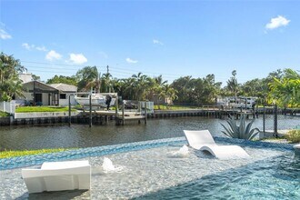 5101 Nebraska Ave NE in St. Petersburg, FL - Building Photo - Building Photo