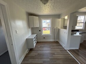 219 Oberlin Rd in Elyria, OH - Building Photo - Building Photo