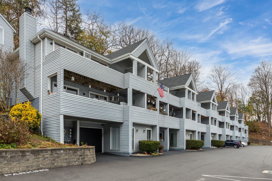 Crossroads in Danbury, CT - Building Photo