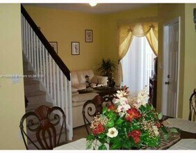 10669 SW 8th St in Pembroke Pines, FL - Building Photo - Building Photo