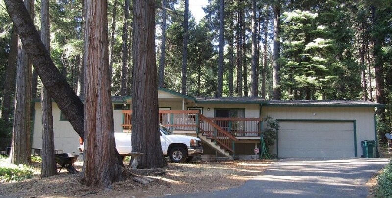 3209 Amber Trail in Pollock Pines, CA - Building Photo