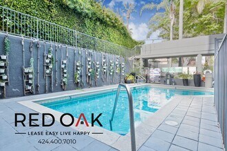 939 Palm Ave in West Hollywood, CA - Building Photo - Building Photo
