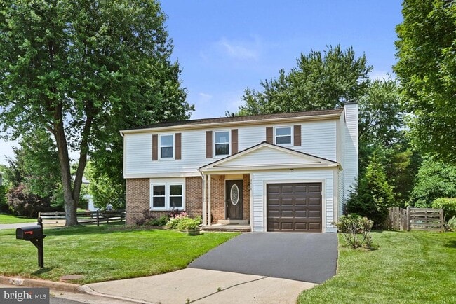 3414 Tyburn Tree Ct in Herndon, VA - Building Photo - Building Photo