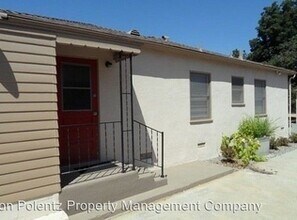 819 E Washington Ave in Orange, CA - Building Photo - Building Photo