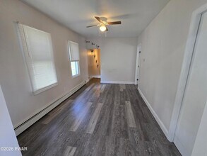 37 Green St in Carbondale, PA - Building Photo - Building Photo