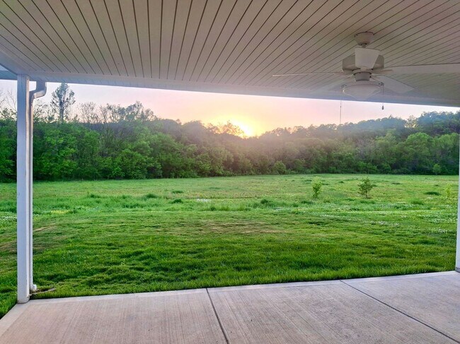 728 Snowflower Cir in Pigeon Forge, TN - Building Photo - Building Photo