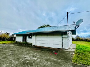 87-2772-2772 Mamalahoa Hwy in Captain Cook, HI - Building Photo - Building Photo