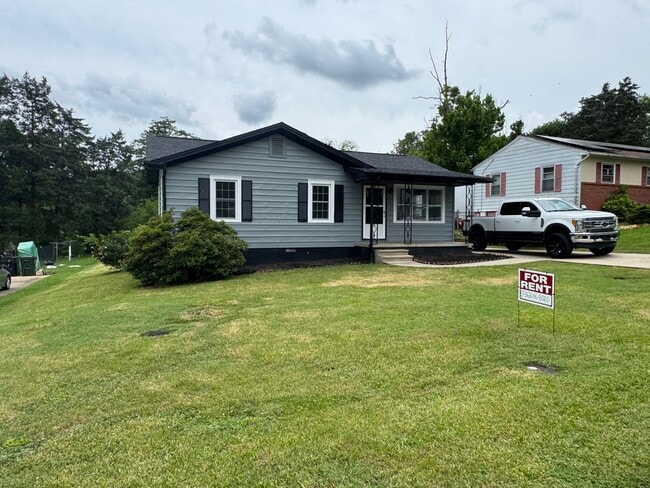 214 Border St in Burlington, NC - Building Photo - Building Photo