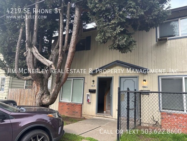 4219 SE Rhone St in Portland, OR - Building Photo - Building Photo