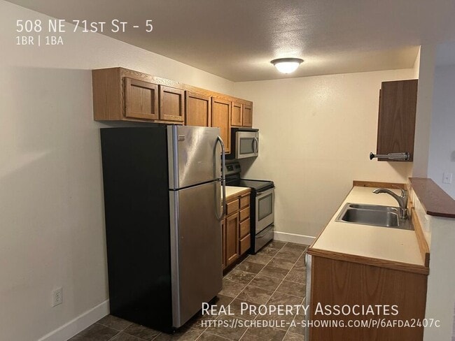 508 NE 71st St in Seattle, WA - Building Photo - Building Photo