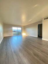 425 E. Tamarack Ave. in Inglewood, CA - Foto de edificio - Interior Photo