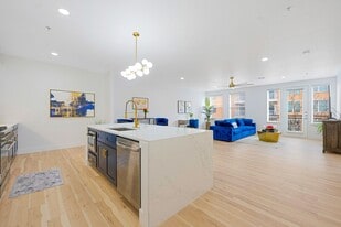 Lennox at West Village in Dallas, TX - Building Photo