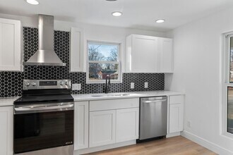 89 Maple St in North Lewisburg, OH - Building Photo - Building Photo