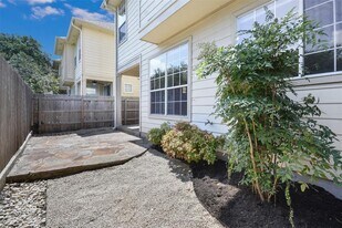 8518 Cahill Dr in Austin, TX - Building Photo