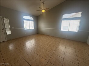 230 Bailey Island Dr in Henderson, NV - Building Photo - Building Photo