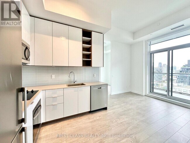 543 Richmond St W in Toronto, ON - Building Photo - Building Photo