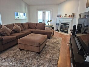 8513 Rockridge Dr in Jacksonville, FL - Building Photo - Building Photo