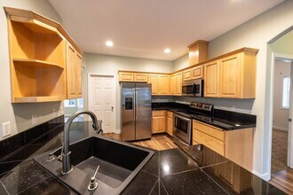 2100 N Q St in Washougal, WA - Building Photo - Building Photo