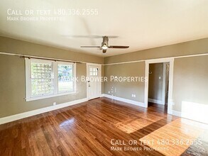 137 N Robson in Mesa, AZ - Foto de edificio - Building Photo
