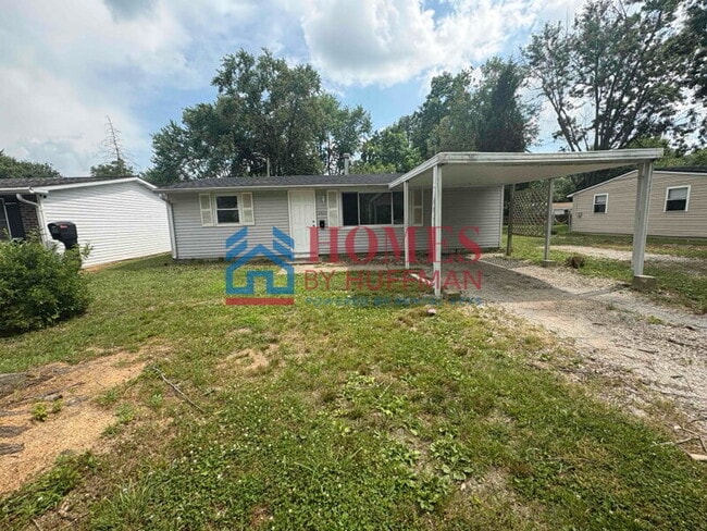 property at 2463 E Riverside Dr