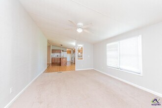 137 Shamrock Cir in Byron, GA - Building Photo - Building Photo