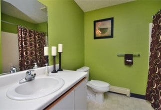Carden Estates Apartments in Manchester, TN - Building Photo - Building Photo