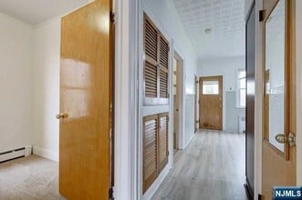 58 Westervelt Ave in Hawthorne, NJ - Building Photo - Building Photo