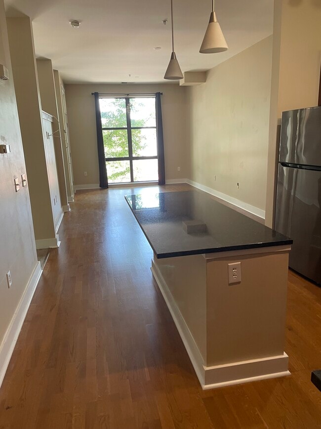 property at 810 W 4th St