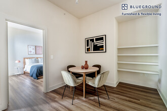 3210 Esperanza Crossing in Austin, TX - Building Photo - Building Photo