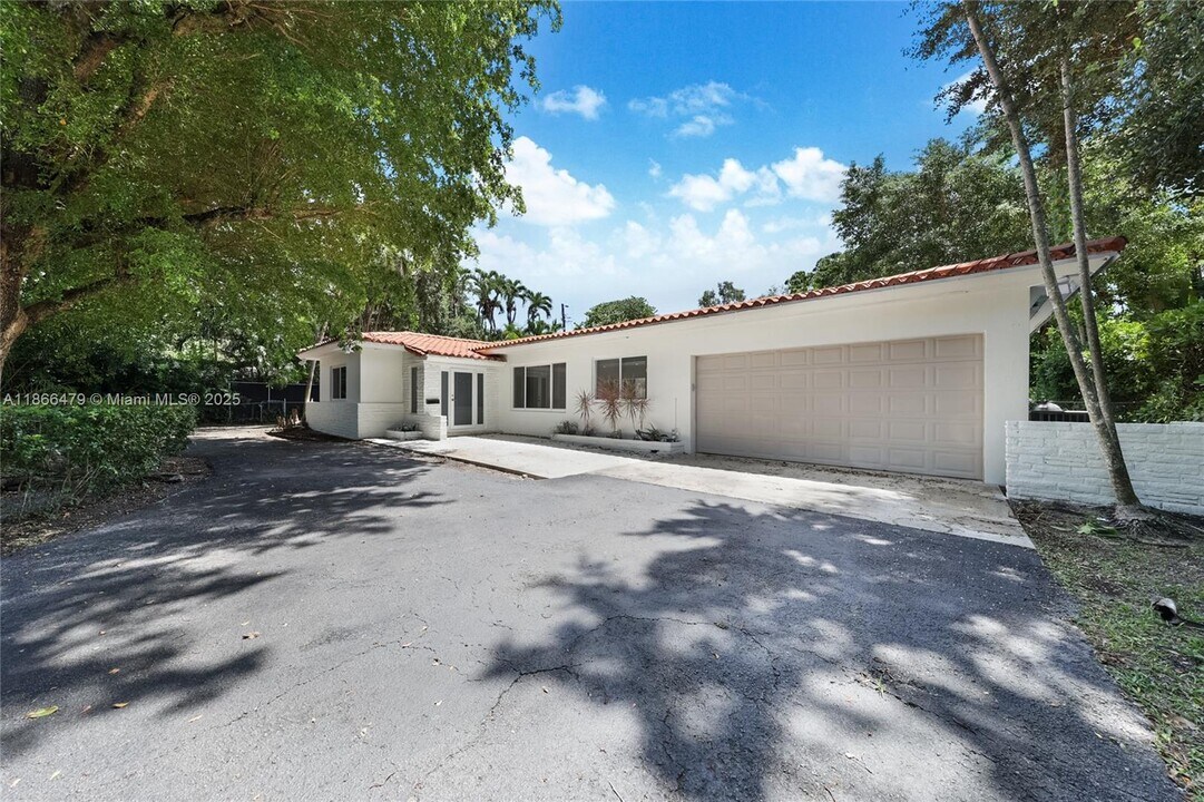1410 Bird Rd in Coral Gables, FL - Building Photo