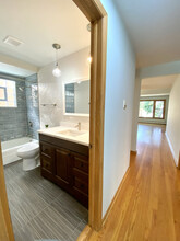 8629 W Summerdale Ave in Chicago, IL - Building Photo - Building Photo