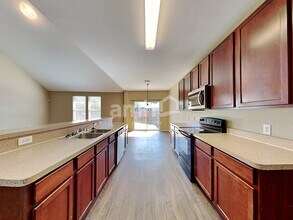 1300 Illinois Ave in Lancaster, TX - Building Photo - Building Photo